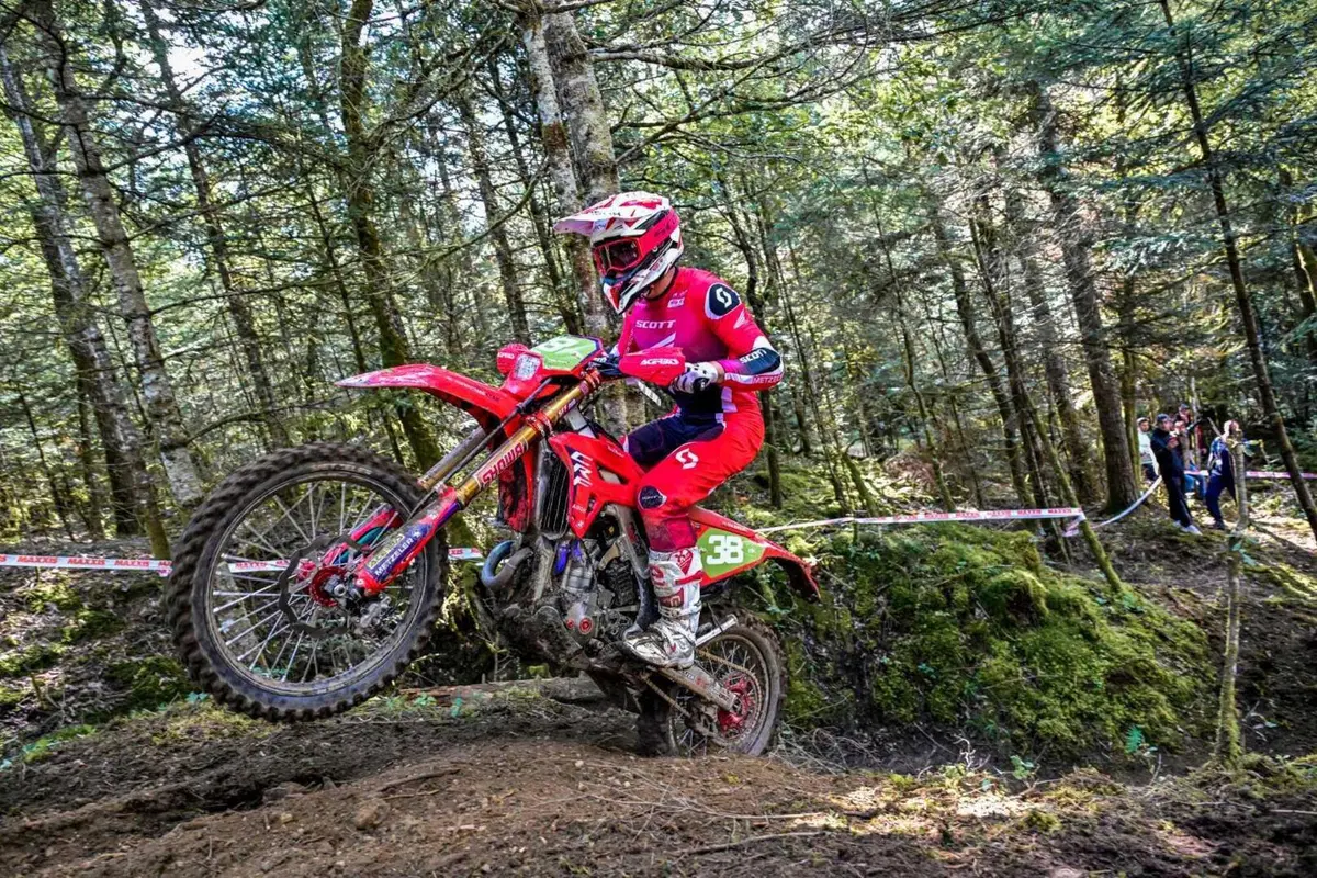 EnduroGP Francia. Grandinata di Campioni a Brioude. Josep Garcia, KTM, è Mondiale EnduroGP (24)