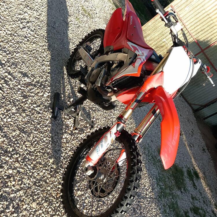 Honda CRF 250 R (2019) (2)