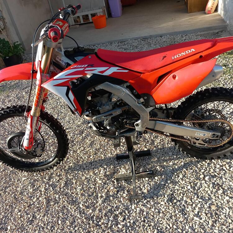 Honda CRF 250 R (2019) (3)