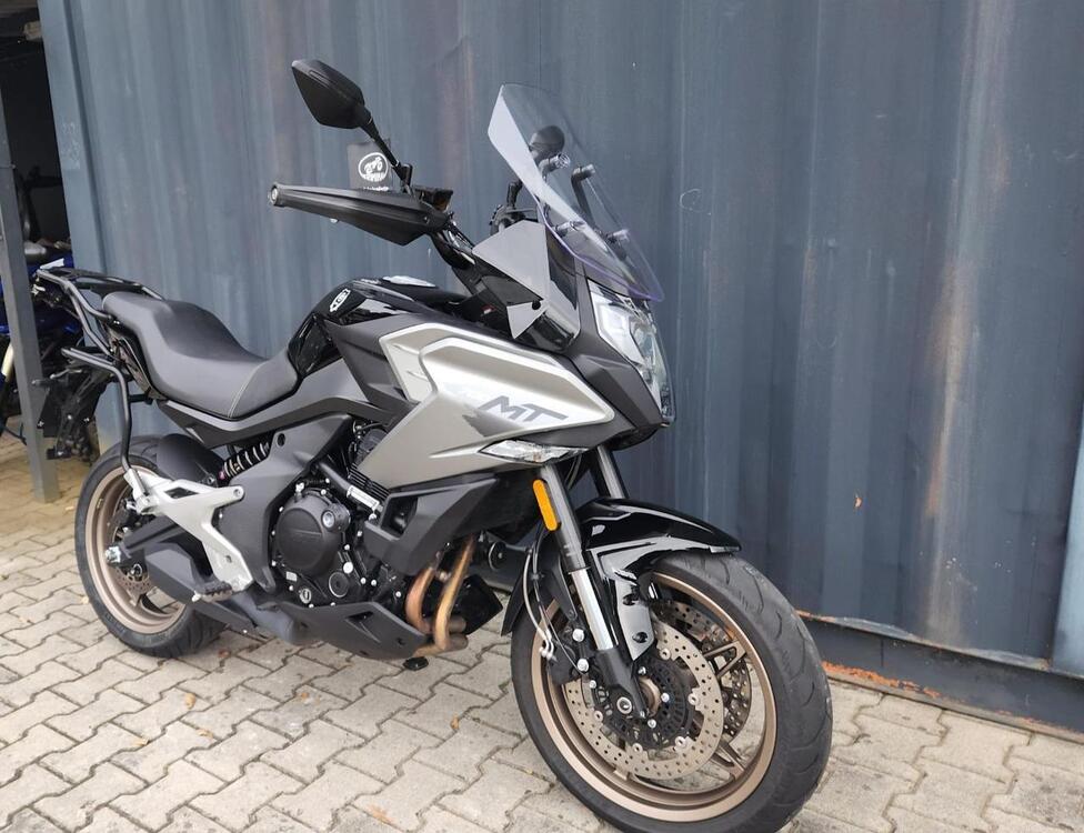 CFMOTO 700MT (2024) (3)