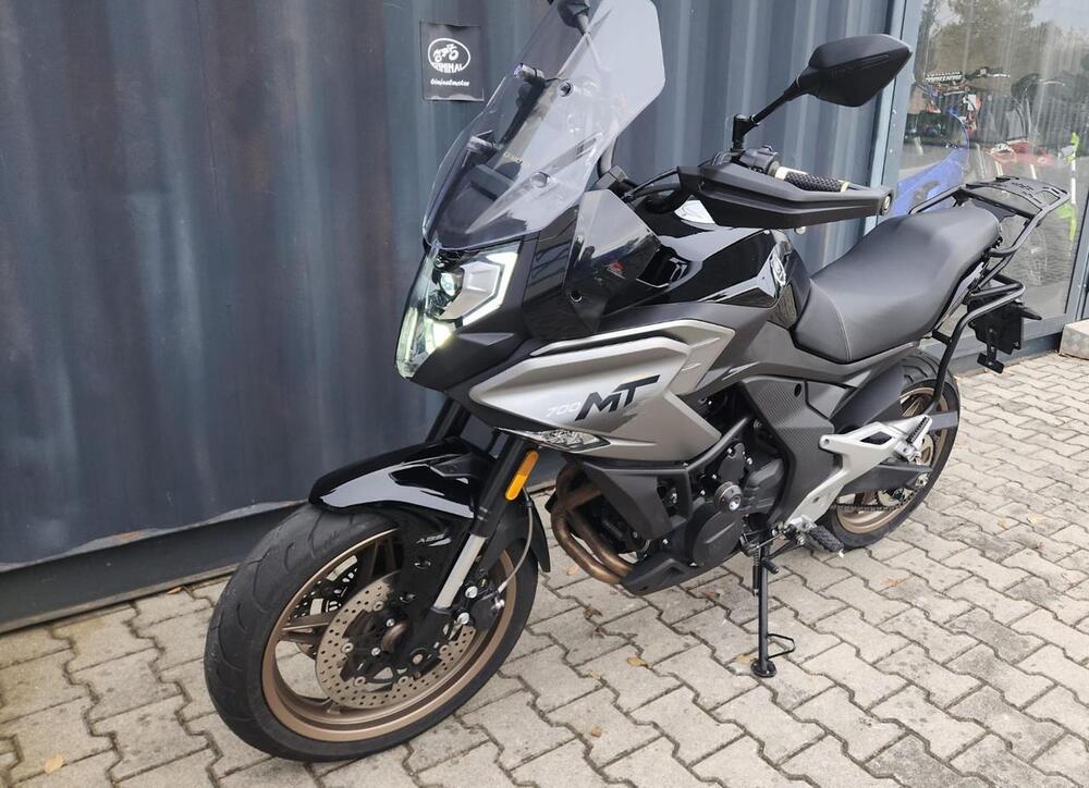 CFMOTO 700MT (2024) (4)