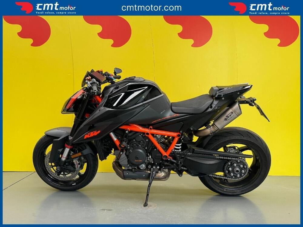 KTM 1290 Super Duke R (2021) (3)