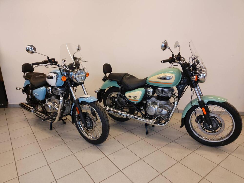 Royal Enfield Meteor 350 Aurora (2024) (3)