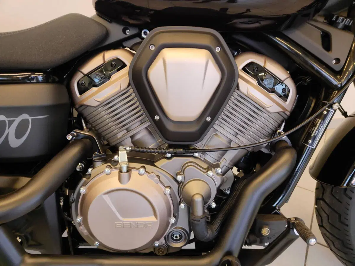 Benda Motorcycles Chinchilla 500 V2 (2025 - 26) (9)