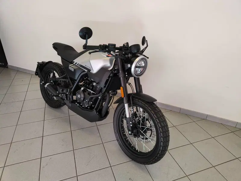 Brixton Motorcycles Crossfire 125 (2023 - 26) (3)