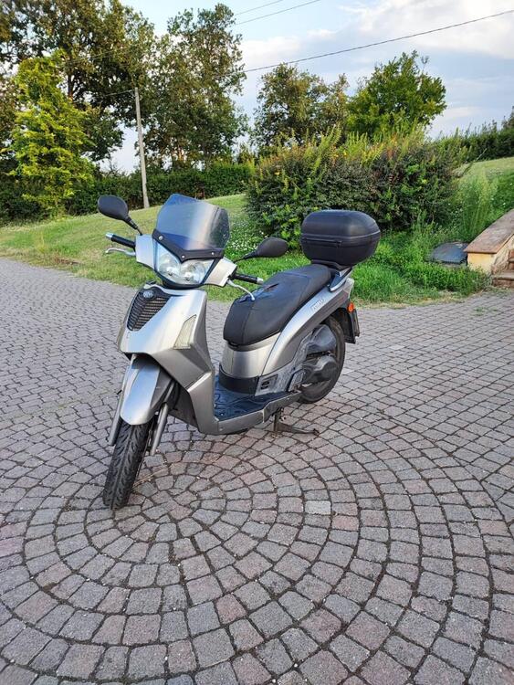 Kymco People 150