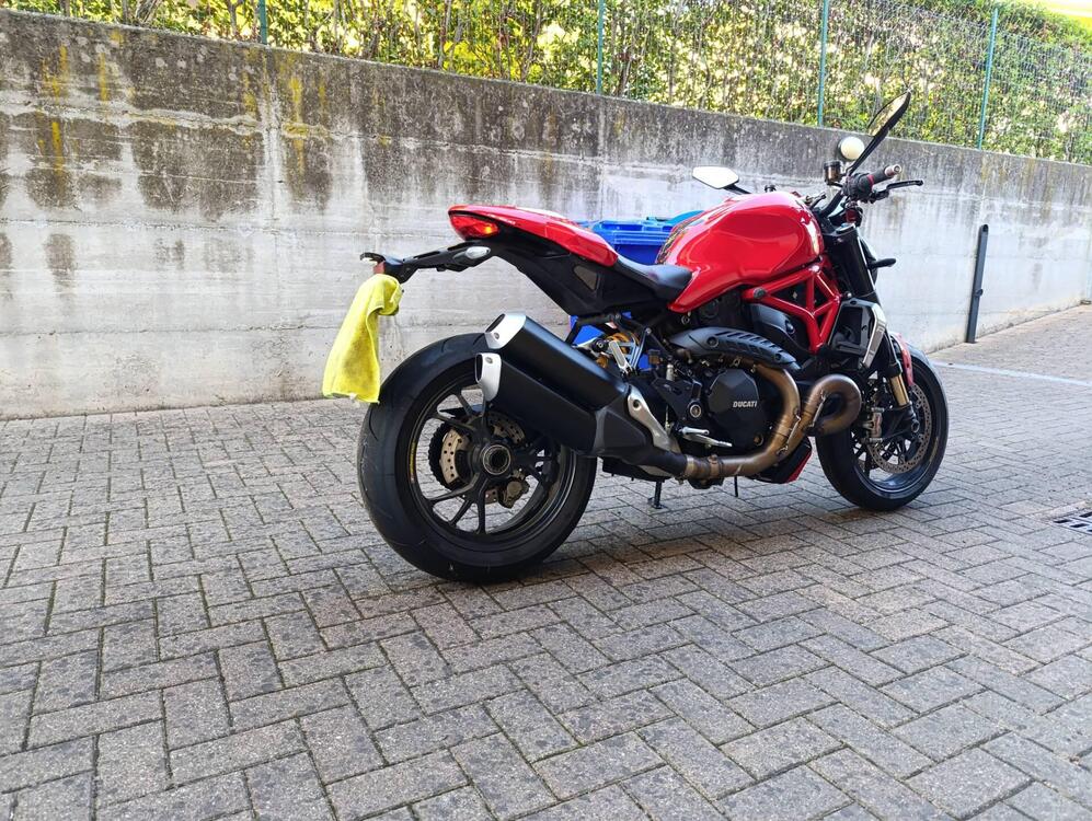 Ducati Monster 1200 R (2016 - 19) (5)