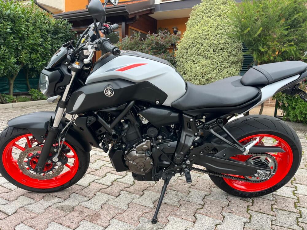 Yamaha MT-07 (2018 - 20) (3)