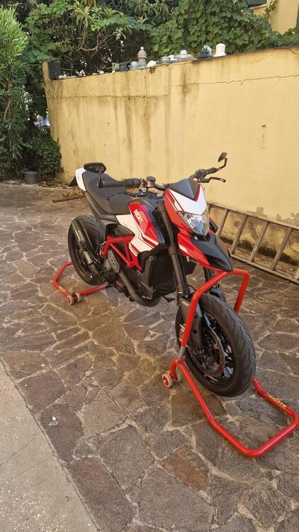 Ducati Hypermotard 821 SP (2013 - 15) (2)