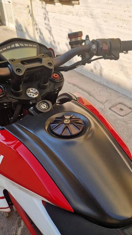 Ducati Hypermotard 821 SP (2013 - 15) (4)