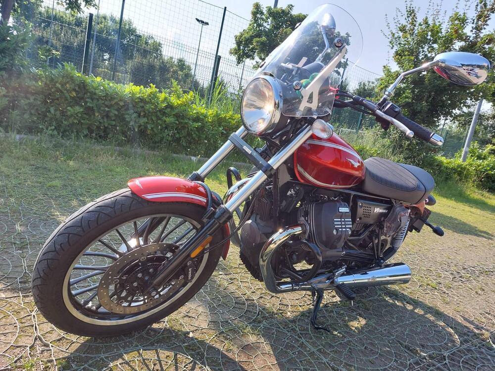 Moto Guzzi V9 Roamer (2018 - 20) (2)