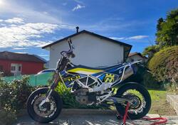 Husqvarna 701 Supermoto (2017 - 19) usata