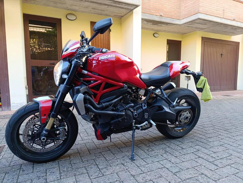 Ducati Monster 1200 R (2016 - 19) (4)