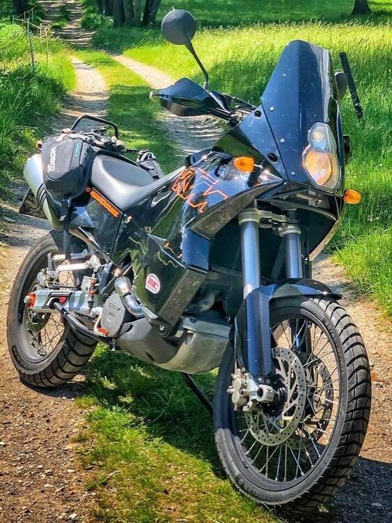 KTM 950 Adventure (2003 - 06) (4)