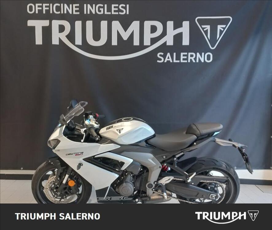 Triumph Daytona 660 (2024)