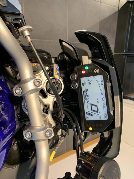 Yamaha MT-10 (2017 - 20) (5)