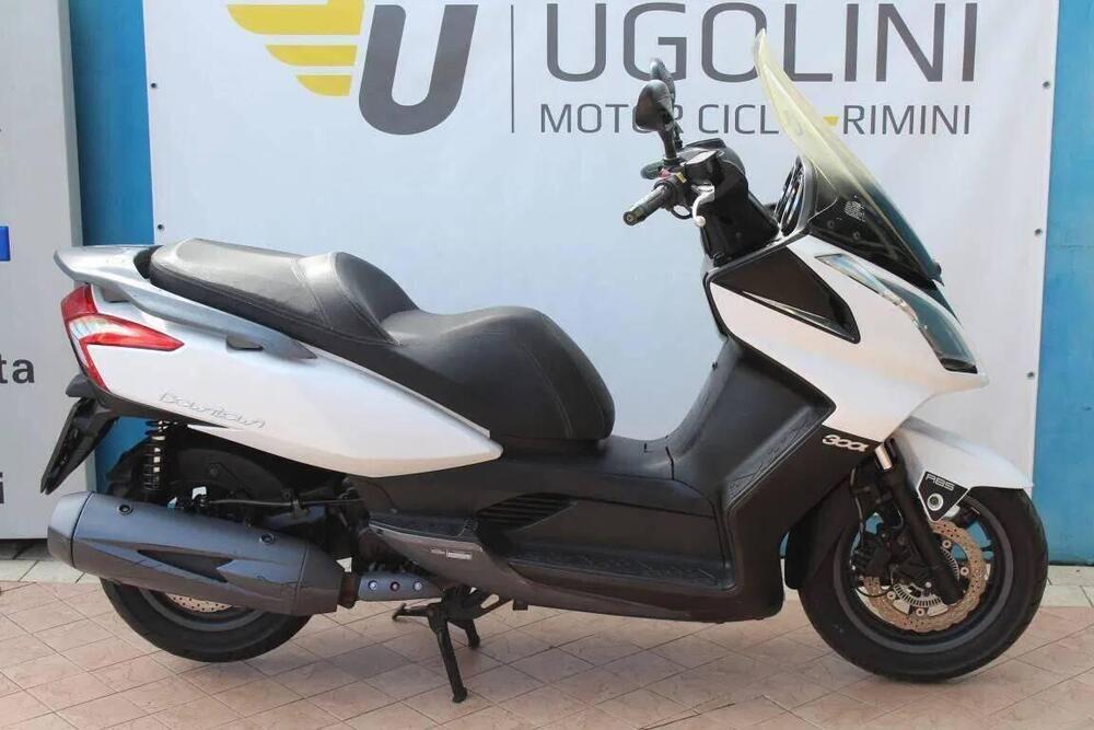 Kymco Downtown 300i (2009 - 17)