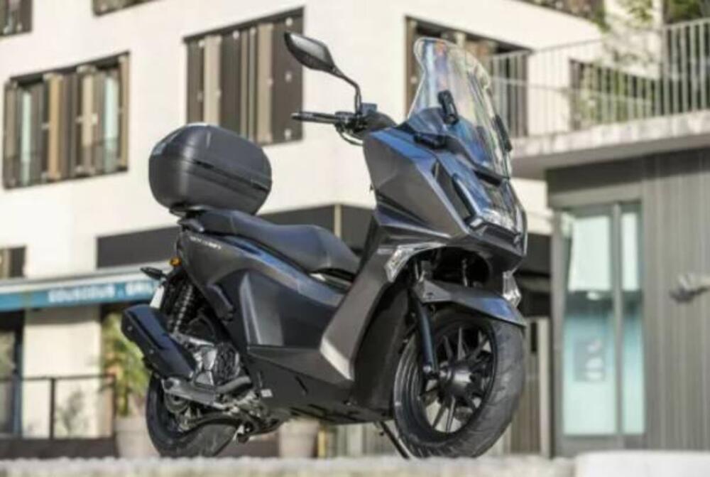 Kymco Skytown 125i (2024) (3)