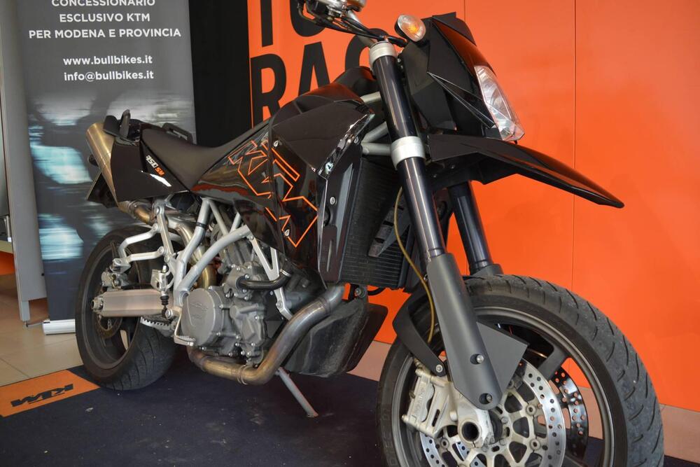 KTM 950 Supermoto (2006 - 08) (3)