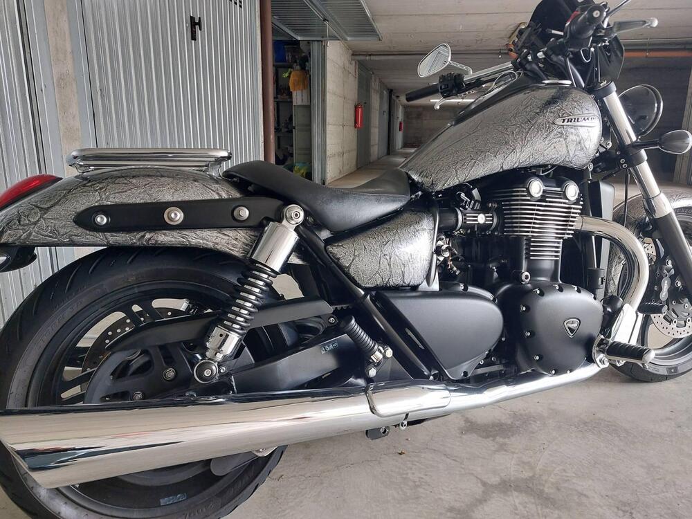 Triumph Thunderbird Storm 1700 ABS (2010 - 16) (2)