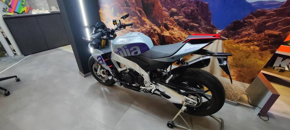 Aprilia Tuono 1100 V4 (2021 - 24) (2)