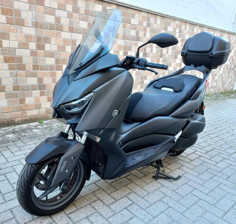 Yamaha X-Max 300 (2021 - 24) (2)