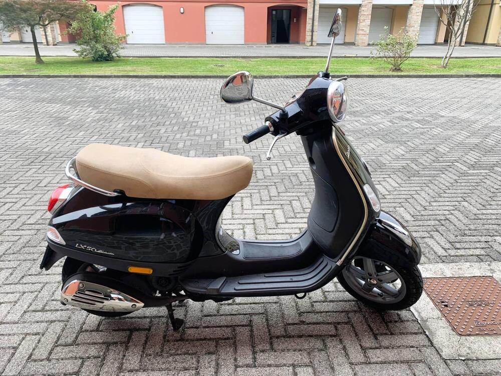 Vespa LX 50 4T (2009 - 14) (5)