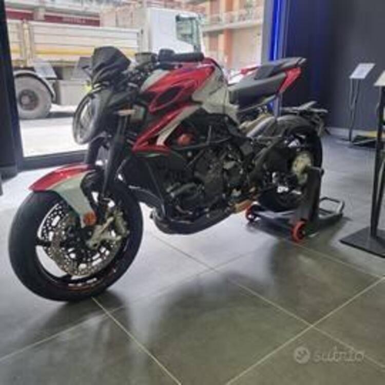 MV Agusta Brutale 800 RR (2021 - 24) (2)