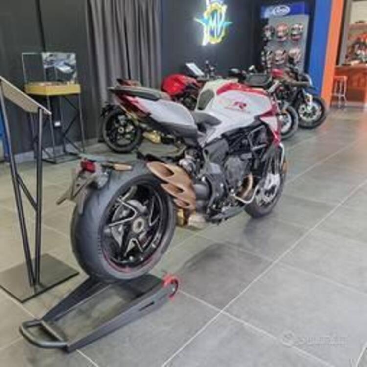 MV Agusta Brutale 800 RR (2021 - 24) (4)