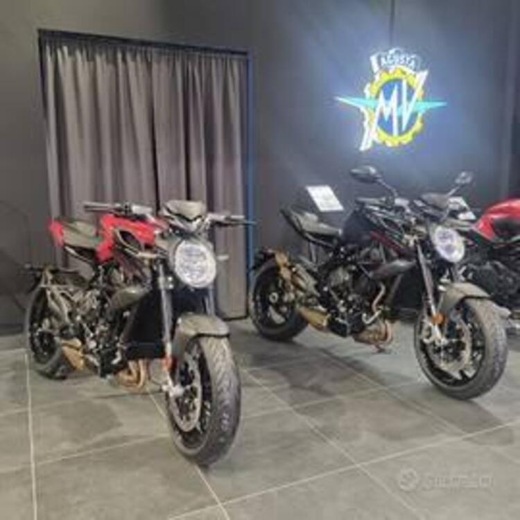 MV Agusta Brutale 800 R (2023 - 24)