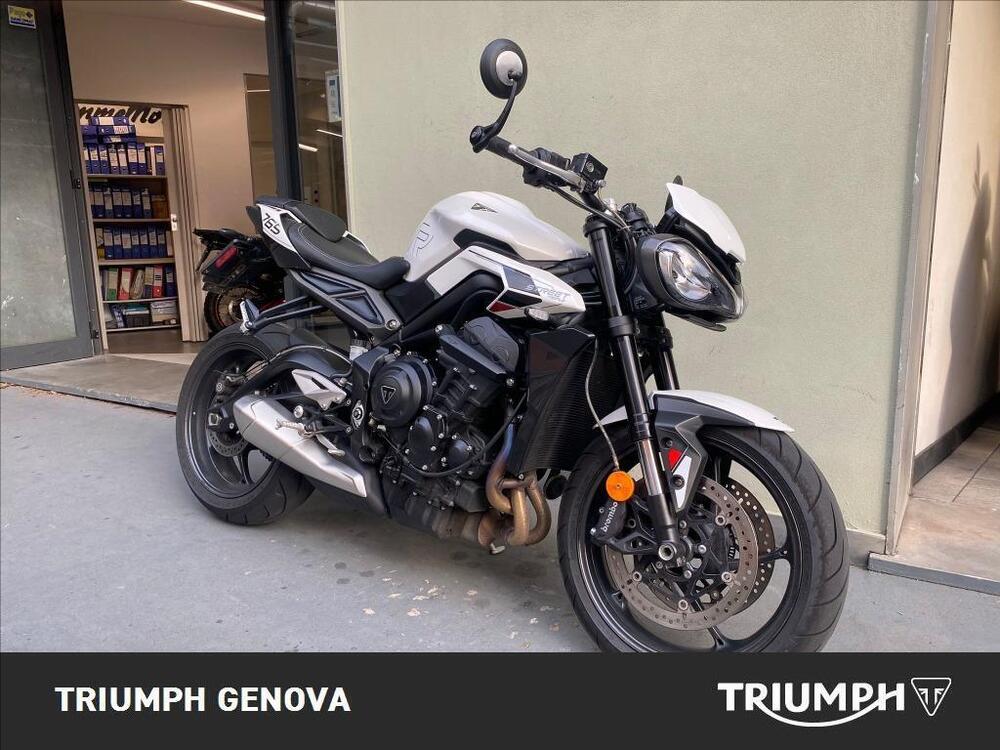 Triumph Street Triple R (2020 - 23) (3)