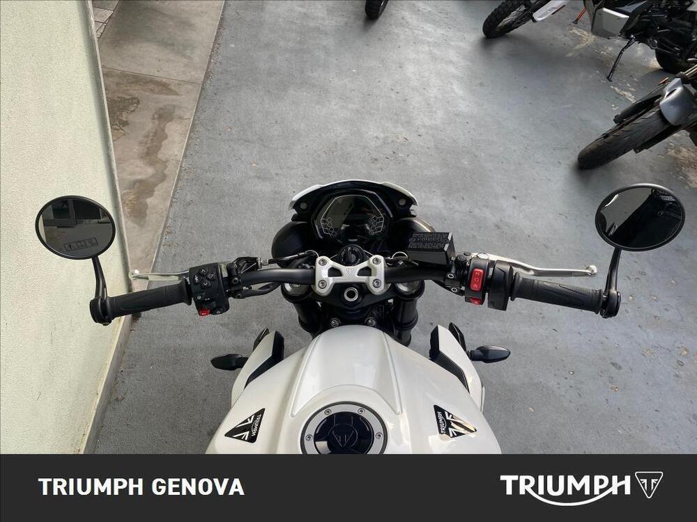 Triumph Street Triple R (2020 - 23) (5)