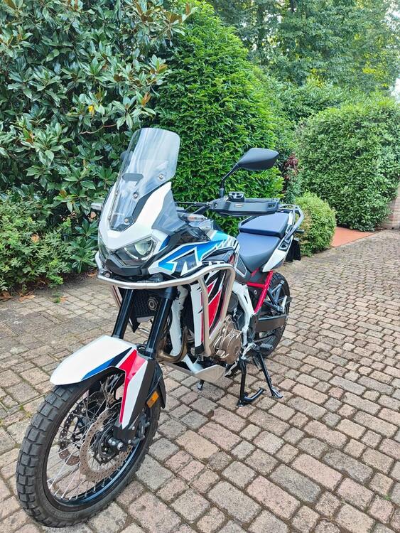 Honda Africa Twin CRF 1100L (2022 - 23) (4)