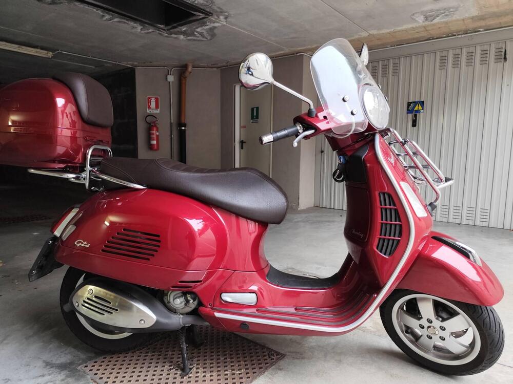 Vespa GTS 300 Touring ABS (2017 - 19)