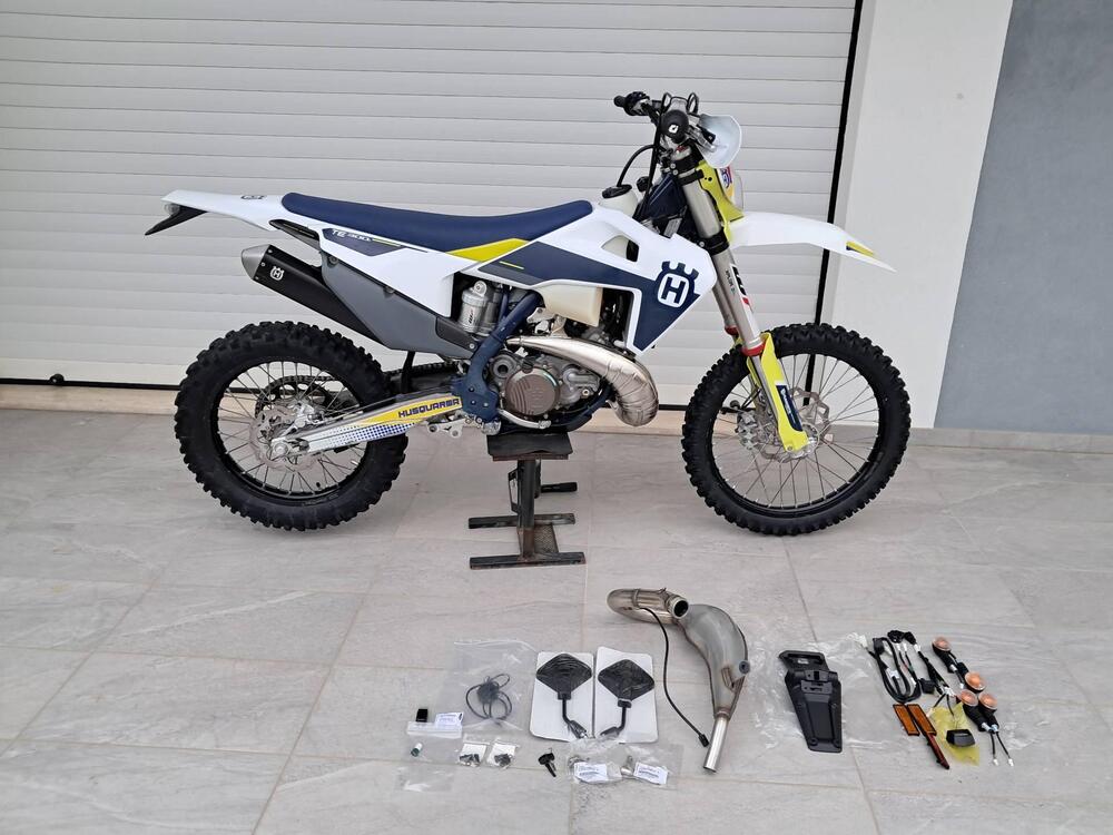 Husqvarna TE 300i (2021)