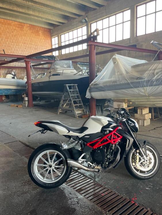 MV Agusta Brutale 1090 ABS (2012 - 19) (4)