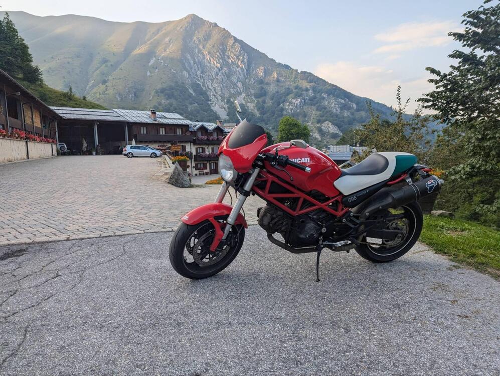 Ducati Monster 695 (2006 - 08) (3)