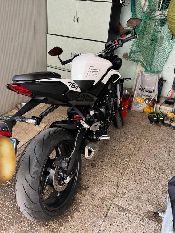 Triumph Street Triple 765 R (2023 - 24) (4)