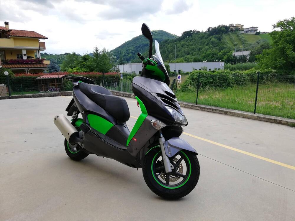 Aprilia Leonardo 300 ST