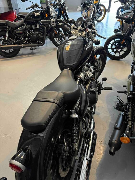 Royal Enfield Super Meteor 650 (2023 - 24) (2)