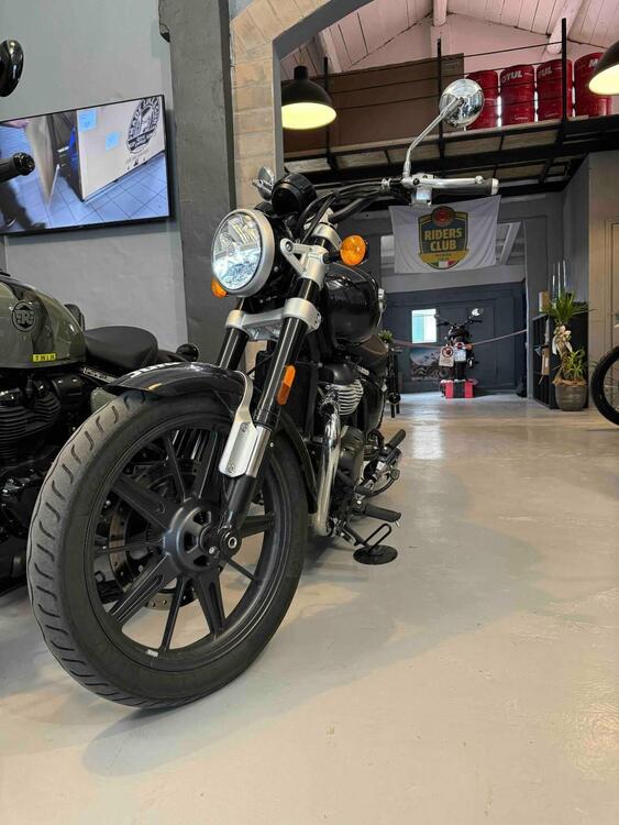 Royal Enfield Super Meteor 650 (2023 - 24)