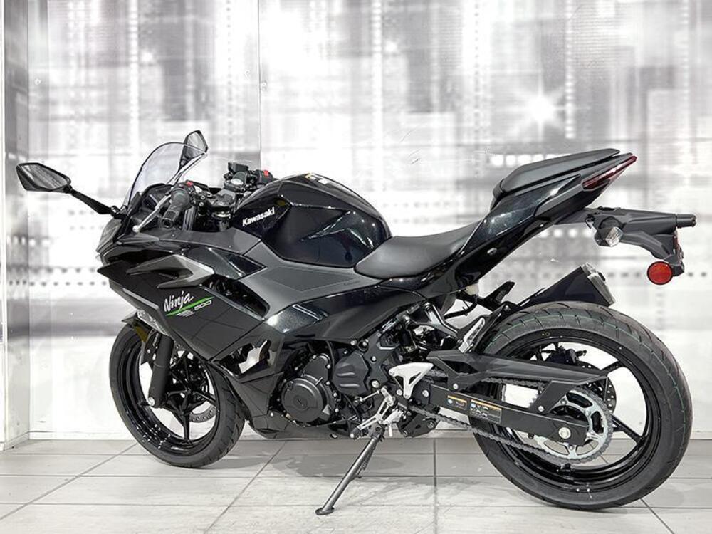 Kawasaki Ninja 500 (2024 - 25) (2)