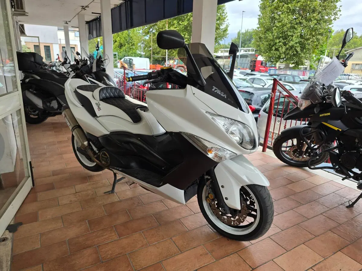 Yamaha T-Max 500 (2008 - 12) (5)