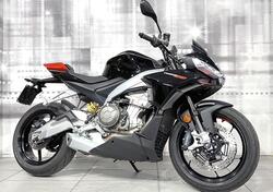 Aprilia Tuono 660 Factory (2022 - 24) usata