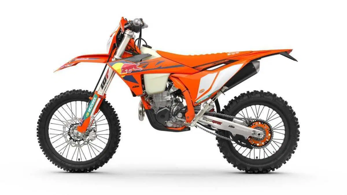  KTM EXC Champions Edition 2025, in concessionaria da ottobre 2024 (8)