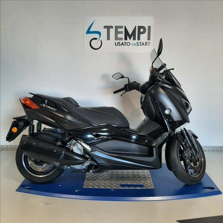 Yamaha X-Max 300 Iron Max (2019 - 20)