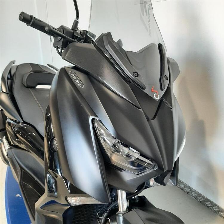 Yamaha X-Max 300 Iron Max (2019 - 20) (4)