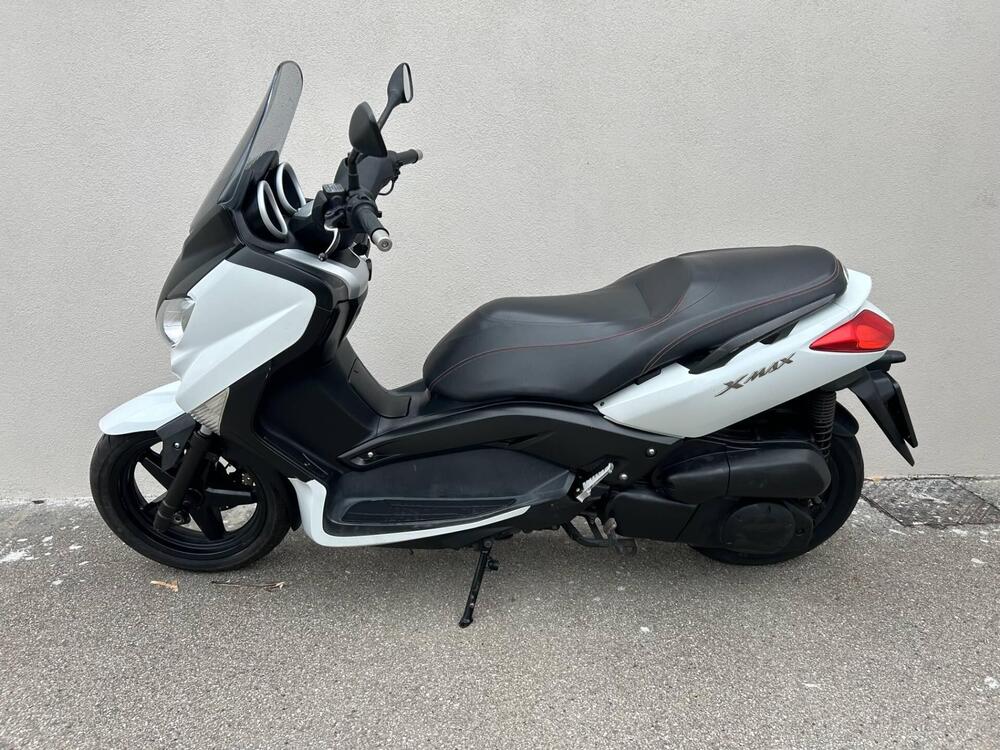 Yamaha X-Max 250 (2010 - 13) (2)