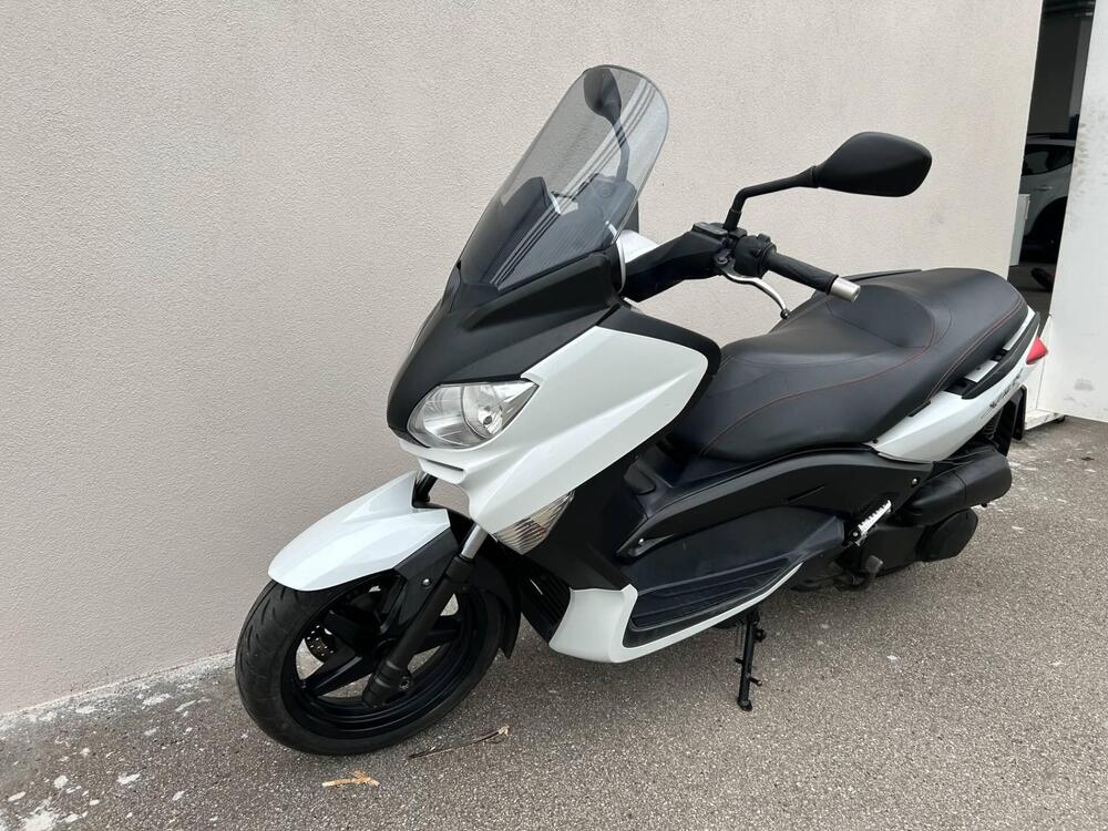 Yamaha X-Max 250 (2010 - 13) (4)