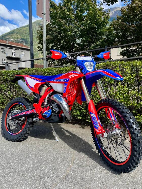 Betamotor RR 125 2T Enduro Race (2025) (2)